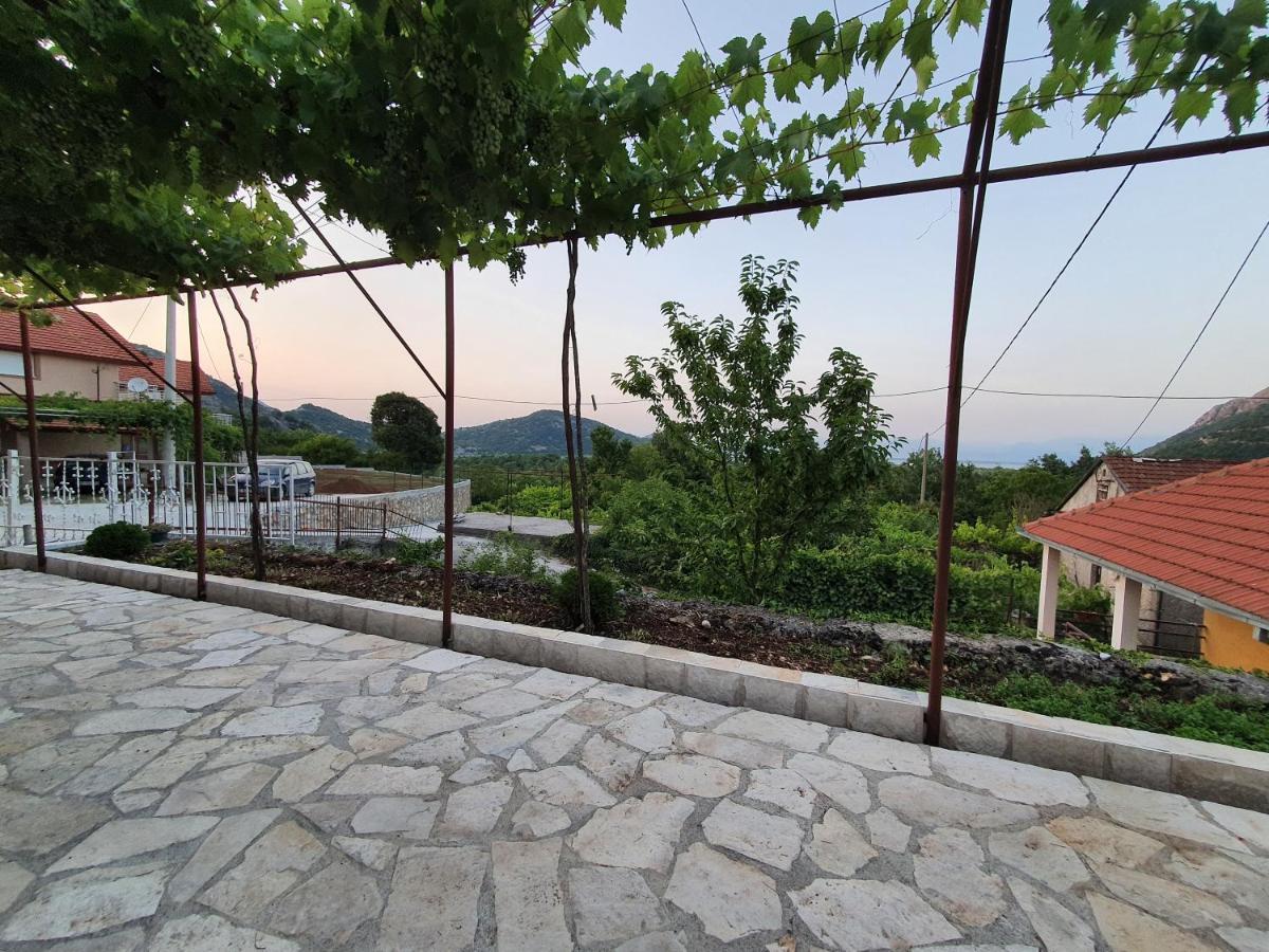 Guesthouse Skadar Lake - Raicevic Virpazar Bagian luar foto
